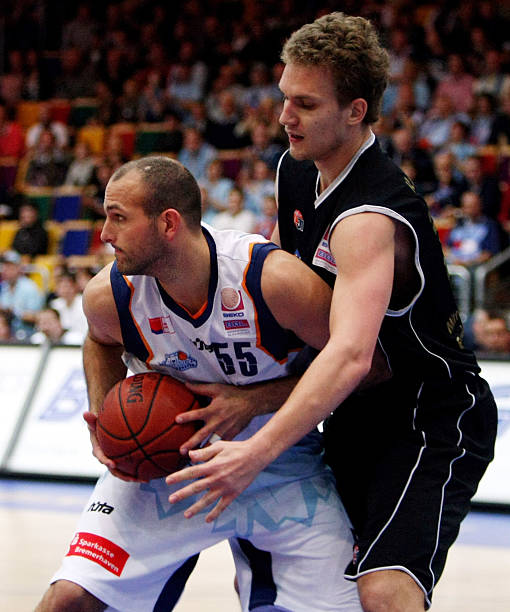 性与决策判 性与决策判