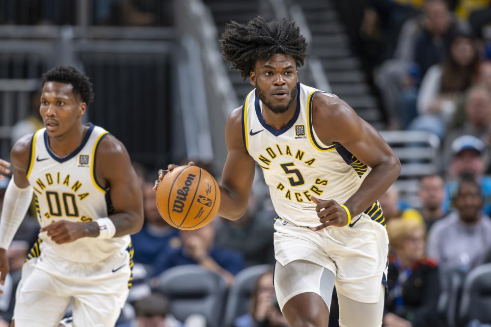 为两翼的佩 为两翼的佩